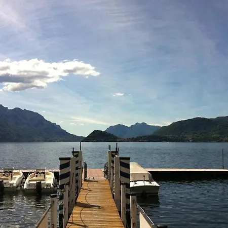 Lakeshore Nest Semesterbostad