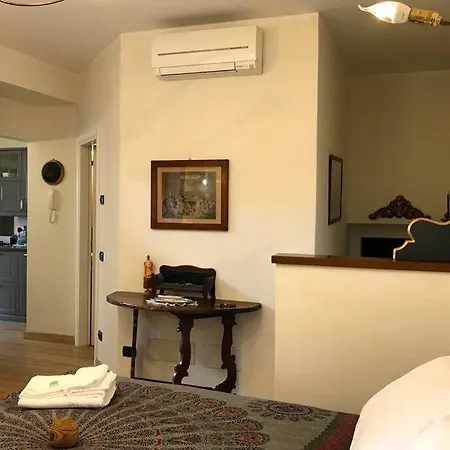 度假居 Lakeshore Nest