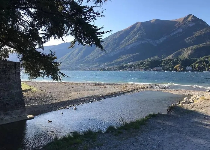 Casa de Férias Lakeshore Nest