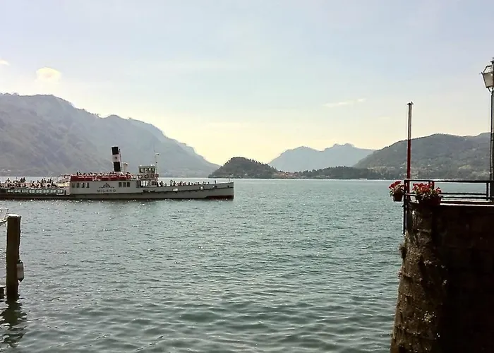 Casa de Férias Lakeshore Nest