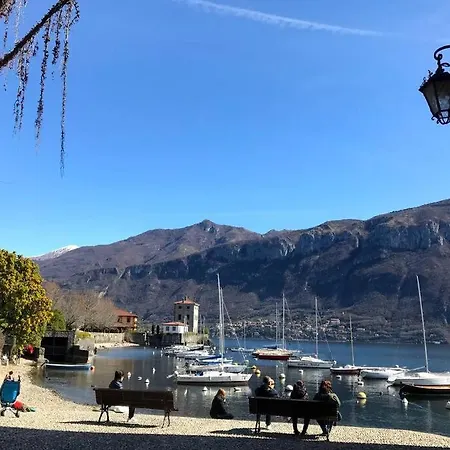 Vakantiehuis Lakeshore Nest