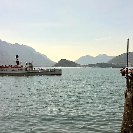 Vakantiehuis Lakeshore Nest